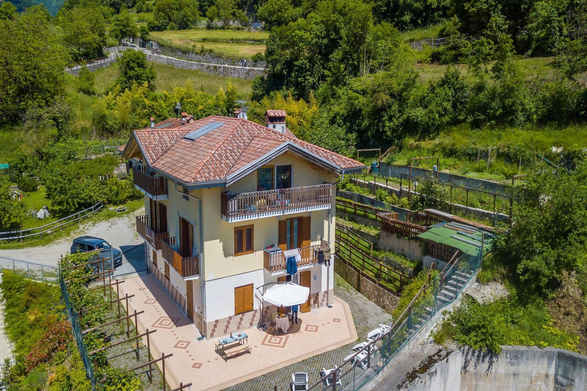Il Giardino In Montagna Family Friendly- Happy Rentals Тено Екстериор снимка